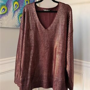 Shimmering V-Neck Sweater - Wine Red & with Metallic Copper details